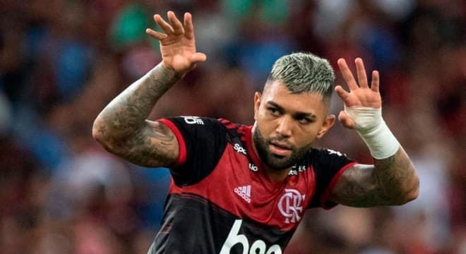 Santos vai à Fifa e cobra Flamengo por compra de Gabigol