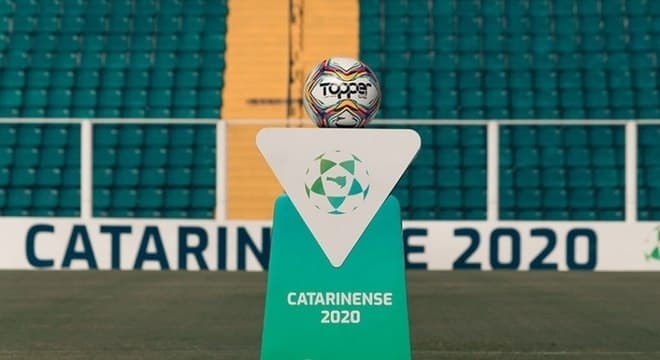 Governador suspende futebol em Santa Catarina até 7 de agosto