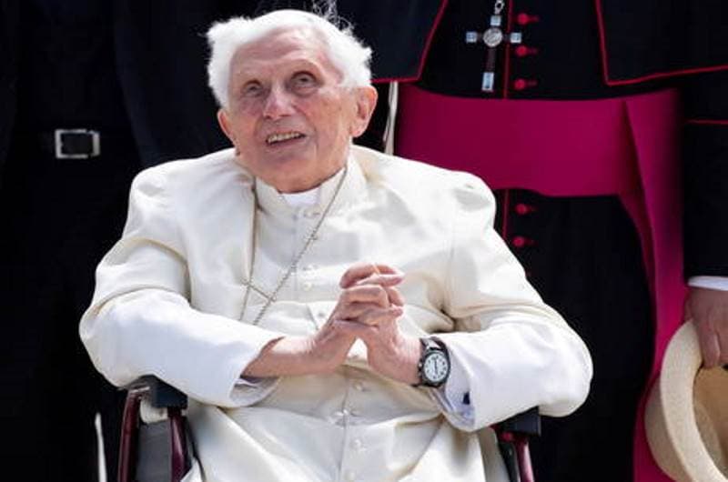 Papa emérito Bento XVI está gravemente doente
