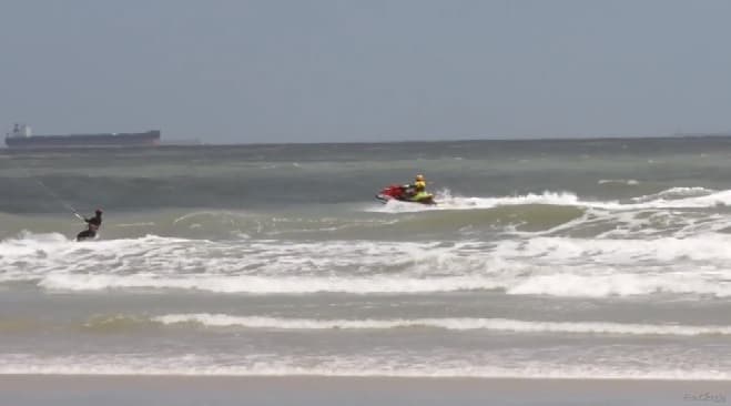 Adolescente continua desaparecido na Praia de São Marcos