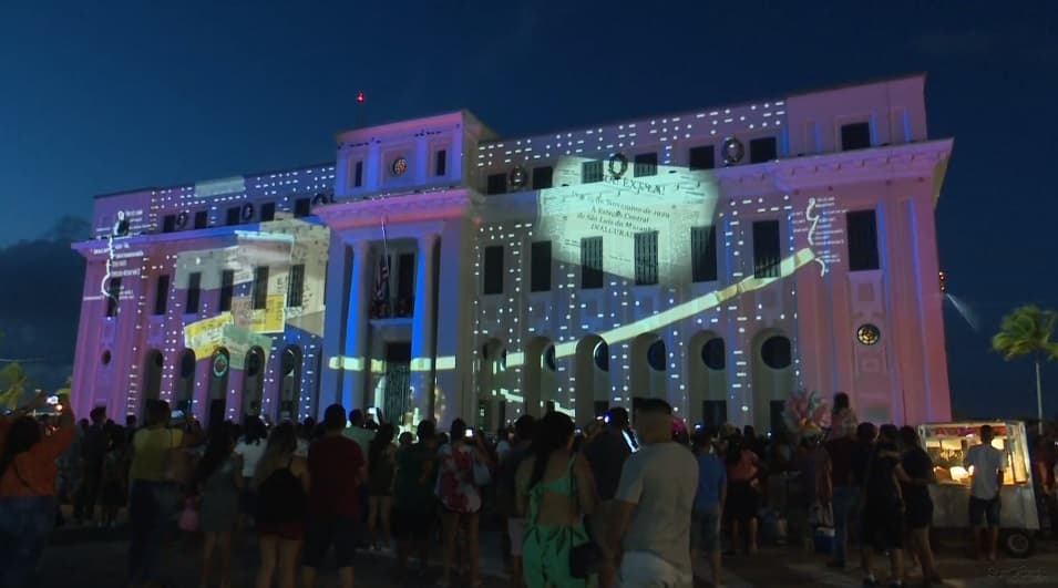 Espetáculo do vídeo mapping na Reffsa encanta visitantes