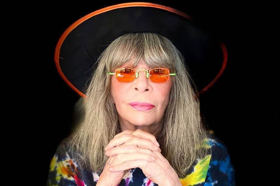Rita Lee escreve texto para biografia de Xuxa: 'Deusa superstar'