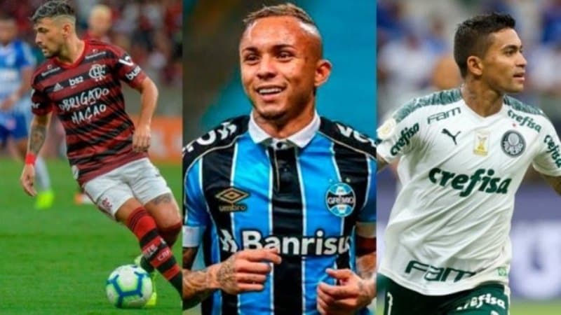jogadores de futebol