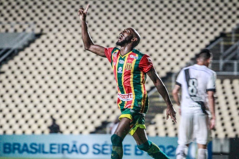 Sampaio Corrêa bate a Ponte Preta e vence a 1ªna Série B