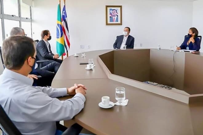 Carlos Brandão retoma discussões sobre o Porto São Luís