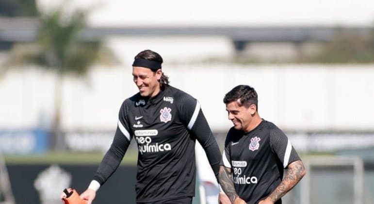 Corinthians quer renovar com Cássio e Fagner por mais dois anos