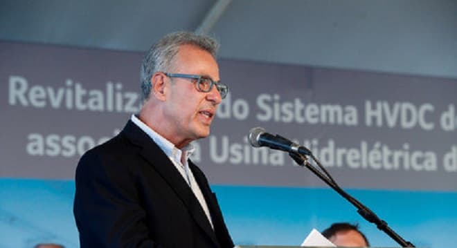 Ministro garante que tarifa alta na conta de luz será mantida até abril