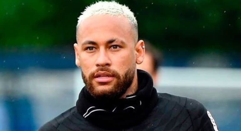 PSG diz que Neymar voltará a campo em meados de janeiro