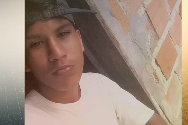 Familiares de jovem assassinado em Humberto de Campos fazem protesto