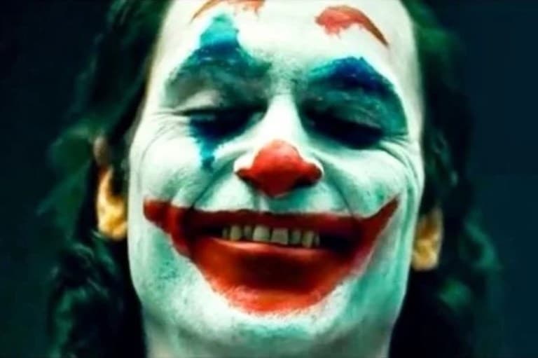 Coringa 2 com Joaquin Phoenix segue em desenvolvimento, diz site