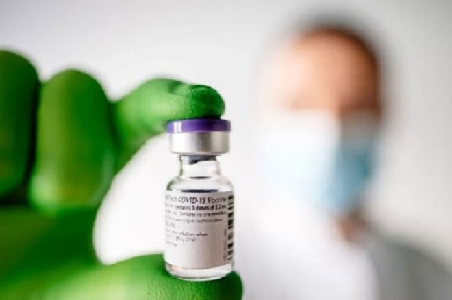 Mais 1,8 milhão de doses da Pfizer desembarcam no Brasil nesta quinta (5)