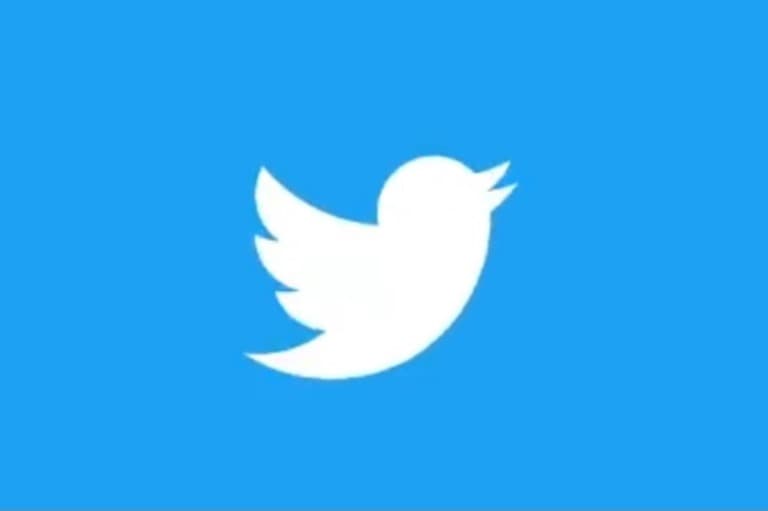 Famosos bombam Twitter com memes após apagão nas redes