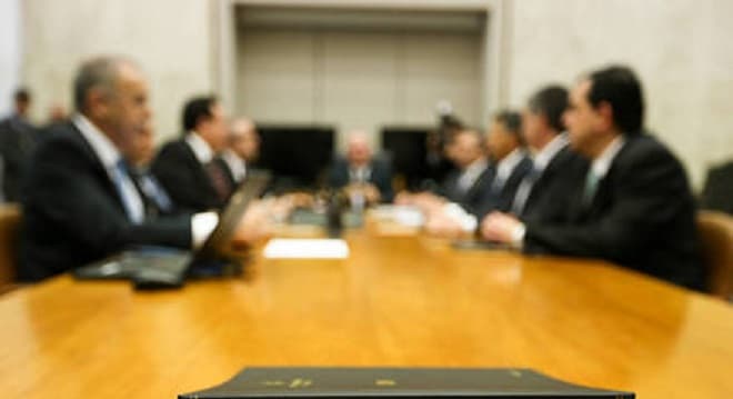 Copom deve elevar de novo taxa de juros em reunião