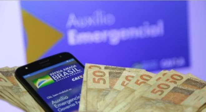 Retorno do auxílio emergencial é defendido por 86,8%, diz pesquisa