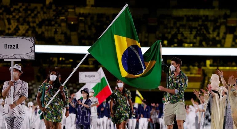 Vibe churrasco: traje do Brasil rouba a cena na festa da Olimpíada