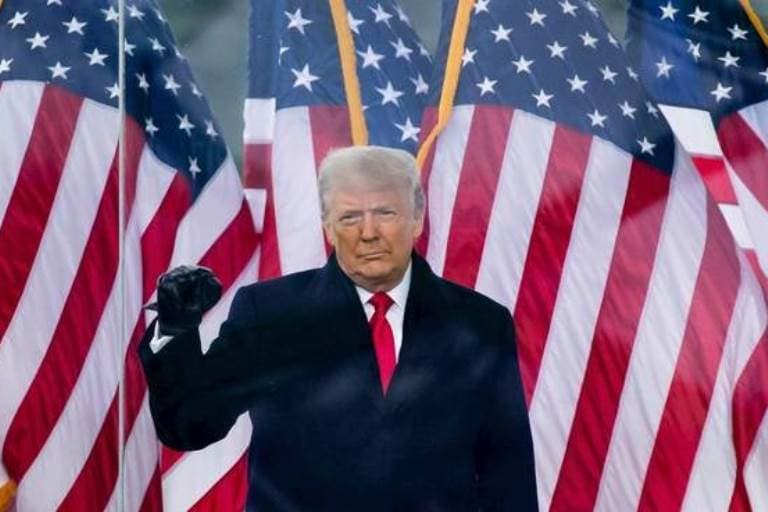 Democratas apresentam pedido de impeachment de Trump