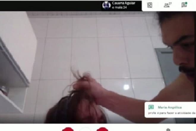 Padrasto agride garoto e câmera de aula virtual flagra violência.