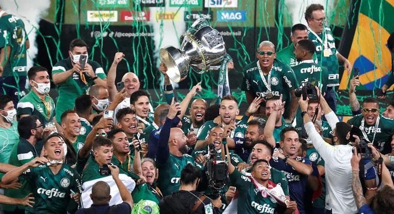 Palmeiras volta a bater o Grêmio e é tetracampeão da Copa do Brasil