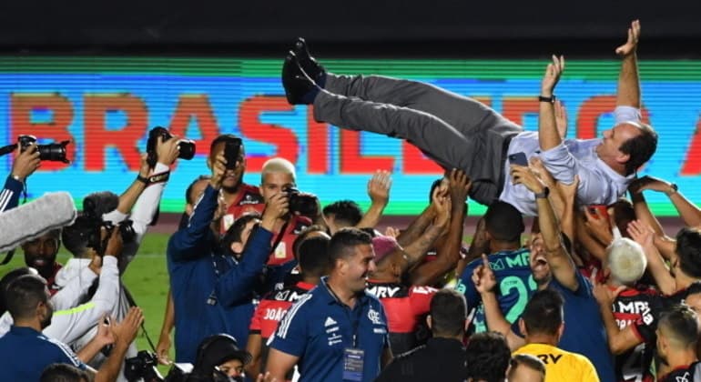 Bicampeão brasileiro, Fla iguala feito da geração de Zico