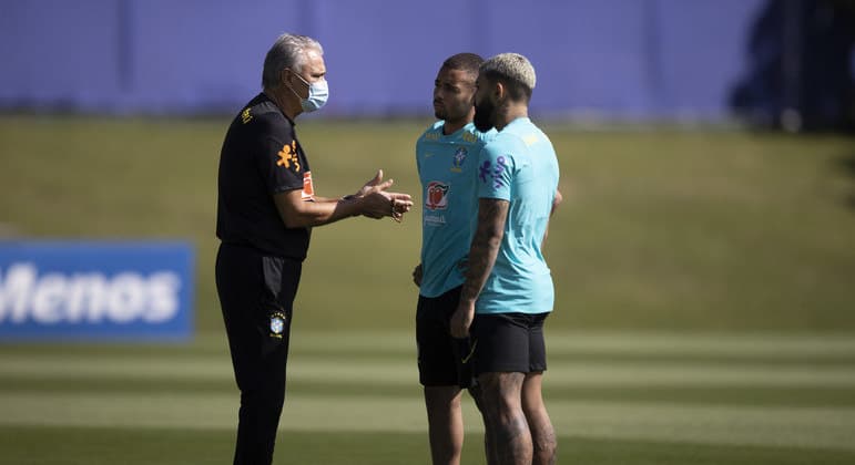 Tite aposta na dupla Gabriel Jesus e Gabigol diante da Venezuela