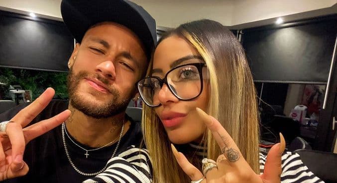 Irmã de Neymar reage após suposto xingamento de Galvão