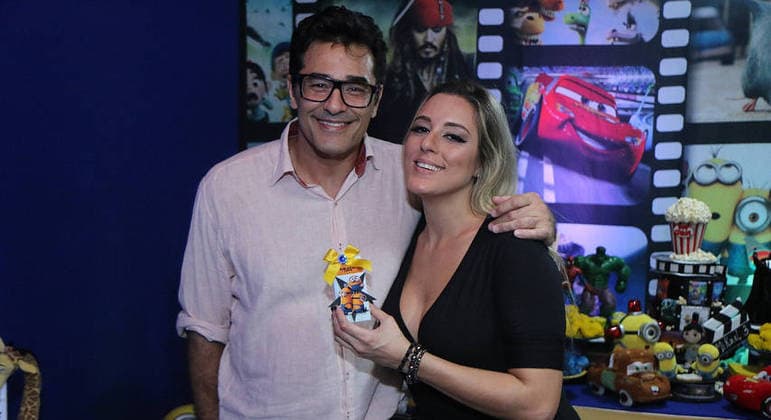 Esposa de Luciano Szafir fala de angústia com marido internado