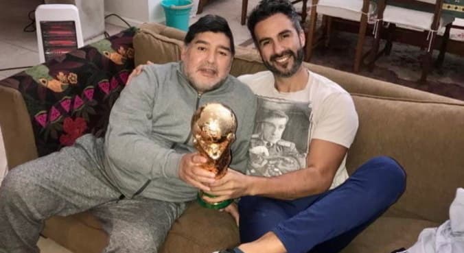 Justiça investiga dois enfermeiros e psicólogo por morte de Maradona