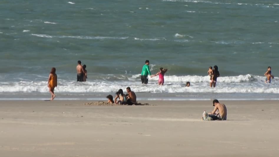 Feriado prolongado movimenta praias de São Luís