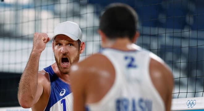 Alison e Álvaro Filho anunciam fim da dupla no vôlei de praia