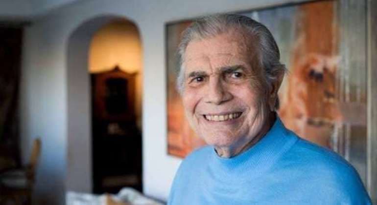 Famosos lamentam morte do ator Tarcísio Meira nas redes sociais