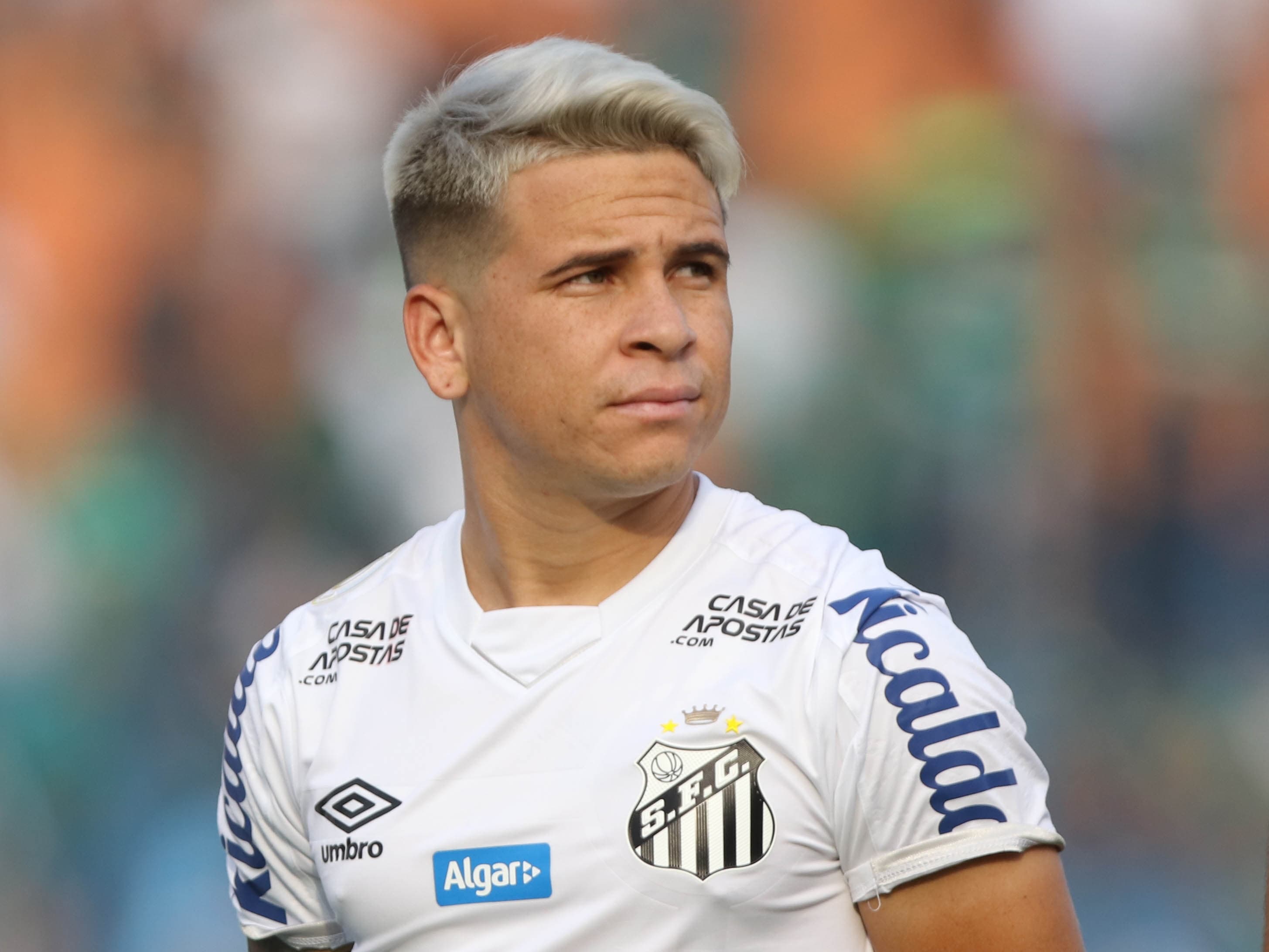 Soteldo retorna ao Santos para ser novamente o dono da camisa 10