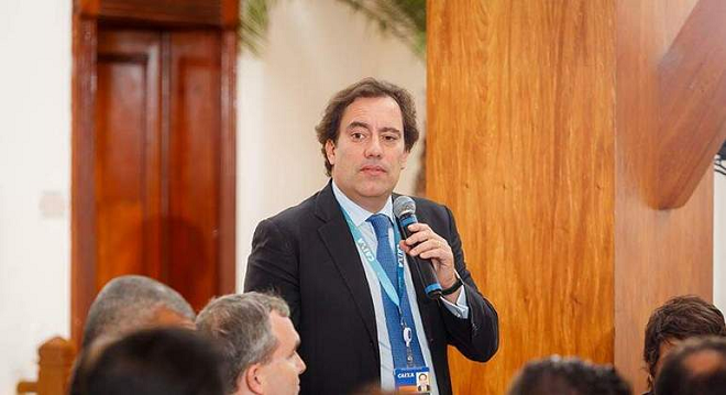 Ex-presidente da Caixa exige 'devassa' e reclama de 'massacre insano'