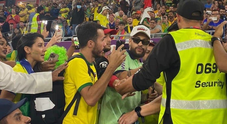 Fake Ney no Catar: sósia causa alvoroço em Doha