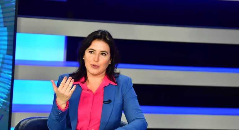 Simone Tebet participa do encerramento da transição