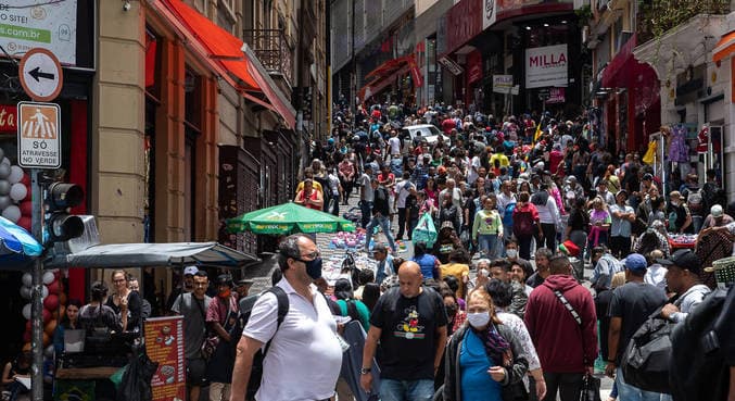 Brasil chega a 207,7 milhões de habitantes, diz IBGE