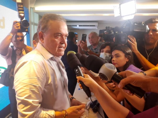 Roberto Rocha confirma pré-candidatura ao senado e conta com apoio de 11 partidos