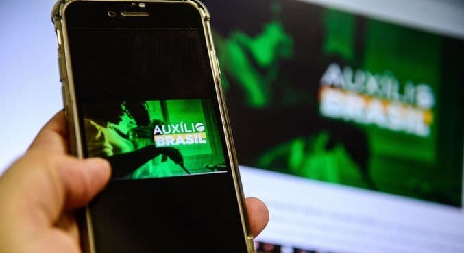 Fila de espera do Auxílio Brasil volta a crescer e chega a 3 milhões