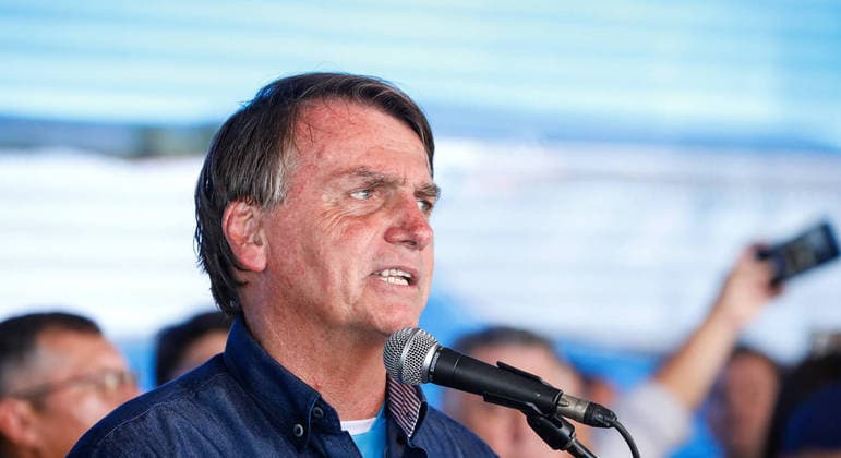 Bolsonaro muda regras de cobrança de impostos sobre o etanol