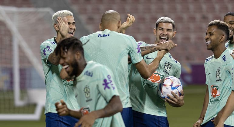 Sem Neymar, Brasil deve refazer esquema tático contra Suíça