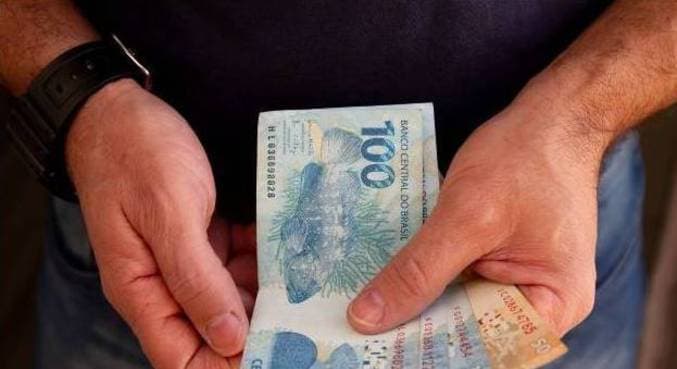 O que fazer com o dinheiro extra do 13º salário?