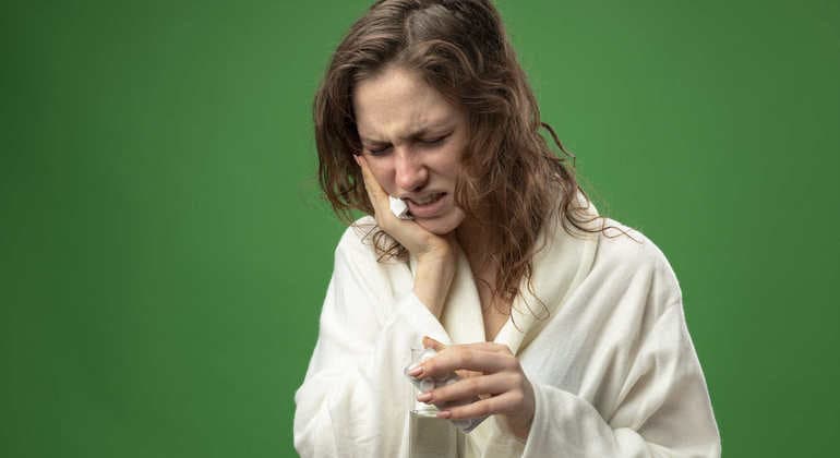 Remédios usados para ansiedade e depressão podem prejudicar os dentes