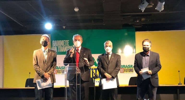 Transição vai pedir inclusão da vacina bivalente contra Covid