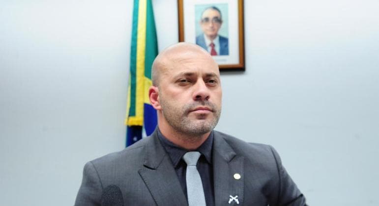 TRE-RJ forma maioria para negar registro de candidatura a Daniel Silveira