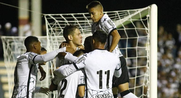 Por vaga nas oitavas, Corinthians reencontra Resende na Copinha