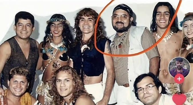 Padre Kelmon era dançarino da banda Carrapicho?