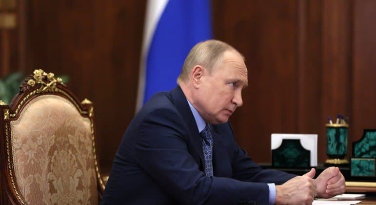 Portal levanta evidências de que Putin trata um câncer há anos