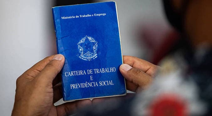 Brasil cria 278.639 empregos com carteira assinada em agosto