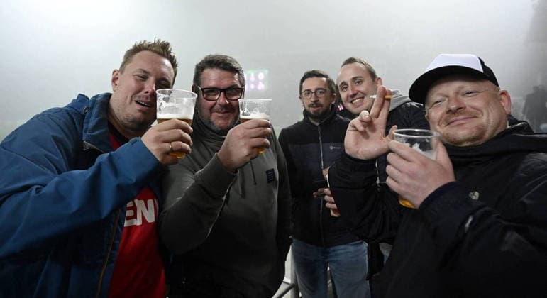 Fifa e governo do Catar proíbem cerveja ao redor dos estádios durante a Copa 2022