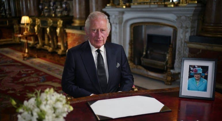 As manias do rei: os hábitos curiosos de Charles 3º