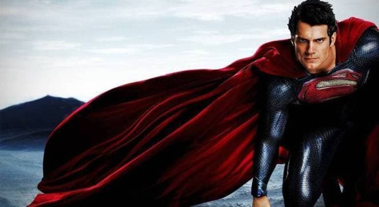 Reformulação e fracassos na DC tiram Henry Cavill do papel de Superman